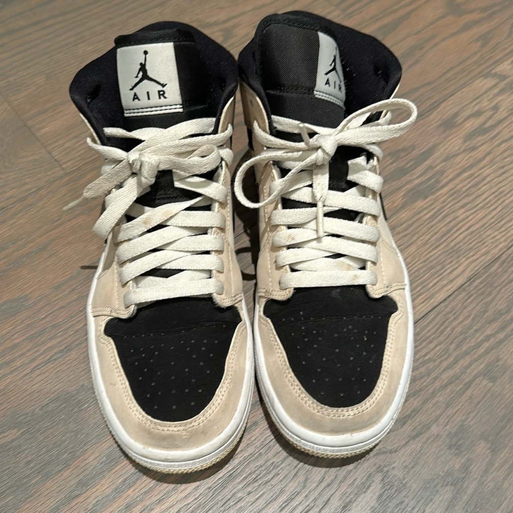 Nike High Tops Mid Barely Orange 8